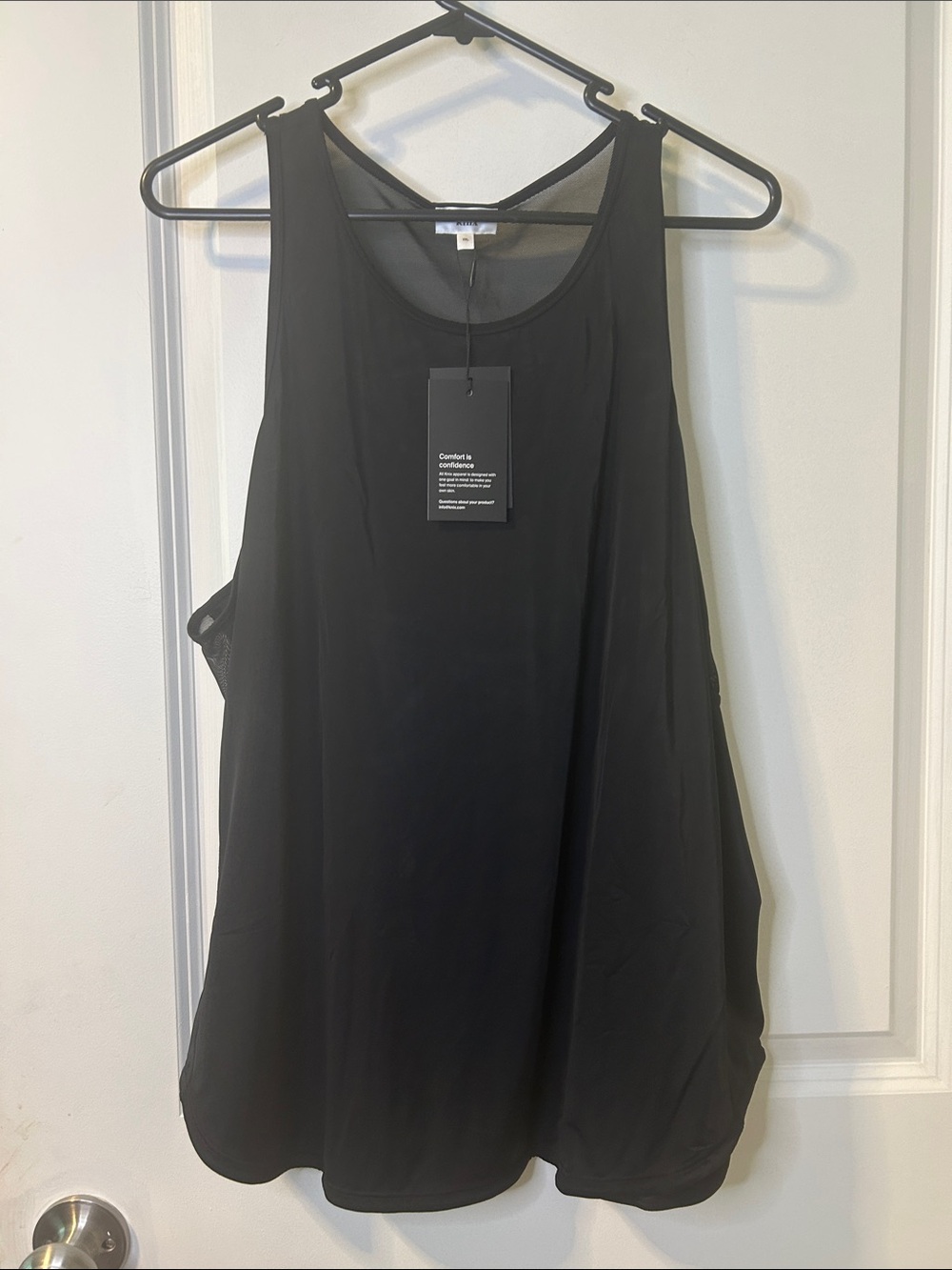 knix Black Scoop Neck Flow Tank